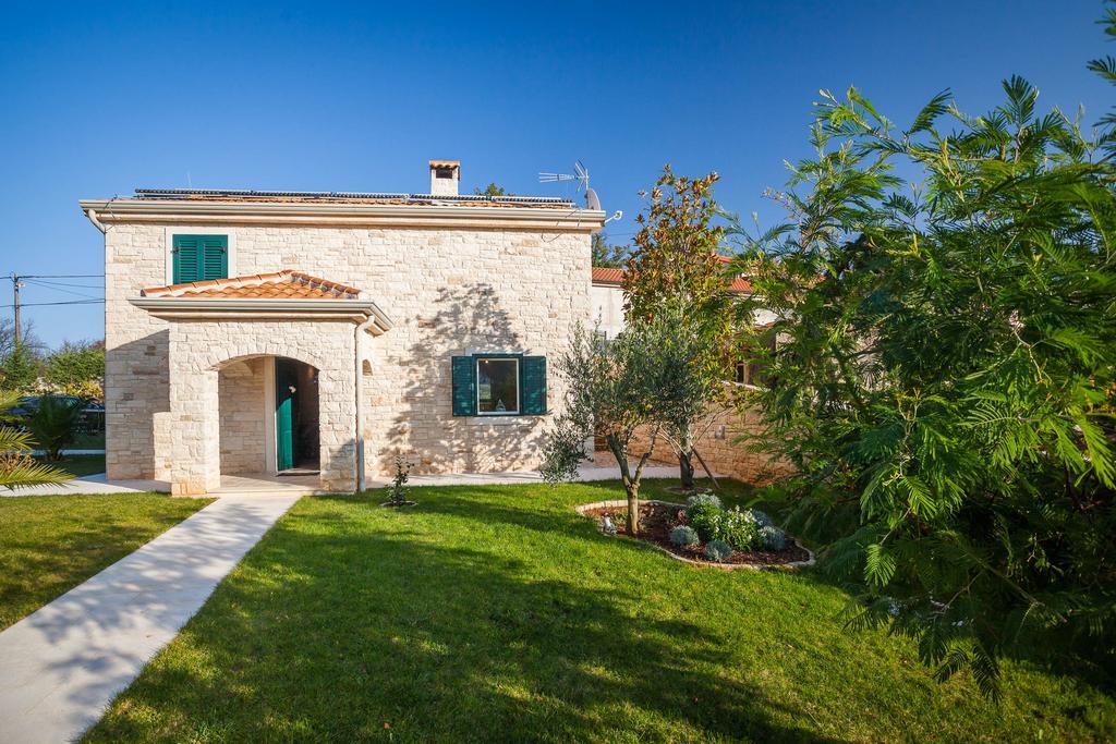 Villa Stonegate Estate - Bonus, Dvije Vile Jedna Cijena! 奥帕提亚 外观 照片